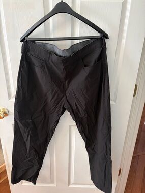 Classic Black Men's Chino Pants